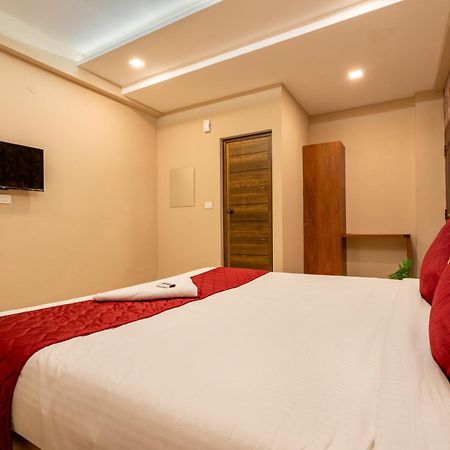 Отель Yaad Residency Коччи Экстерьер фото