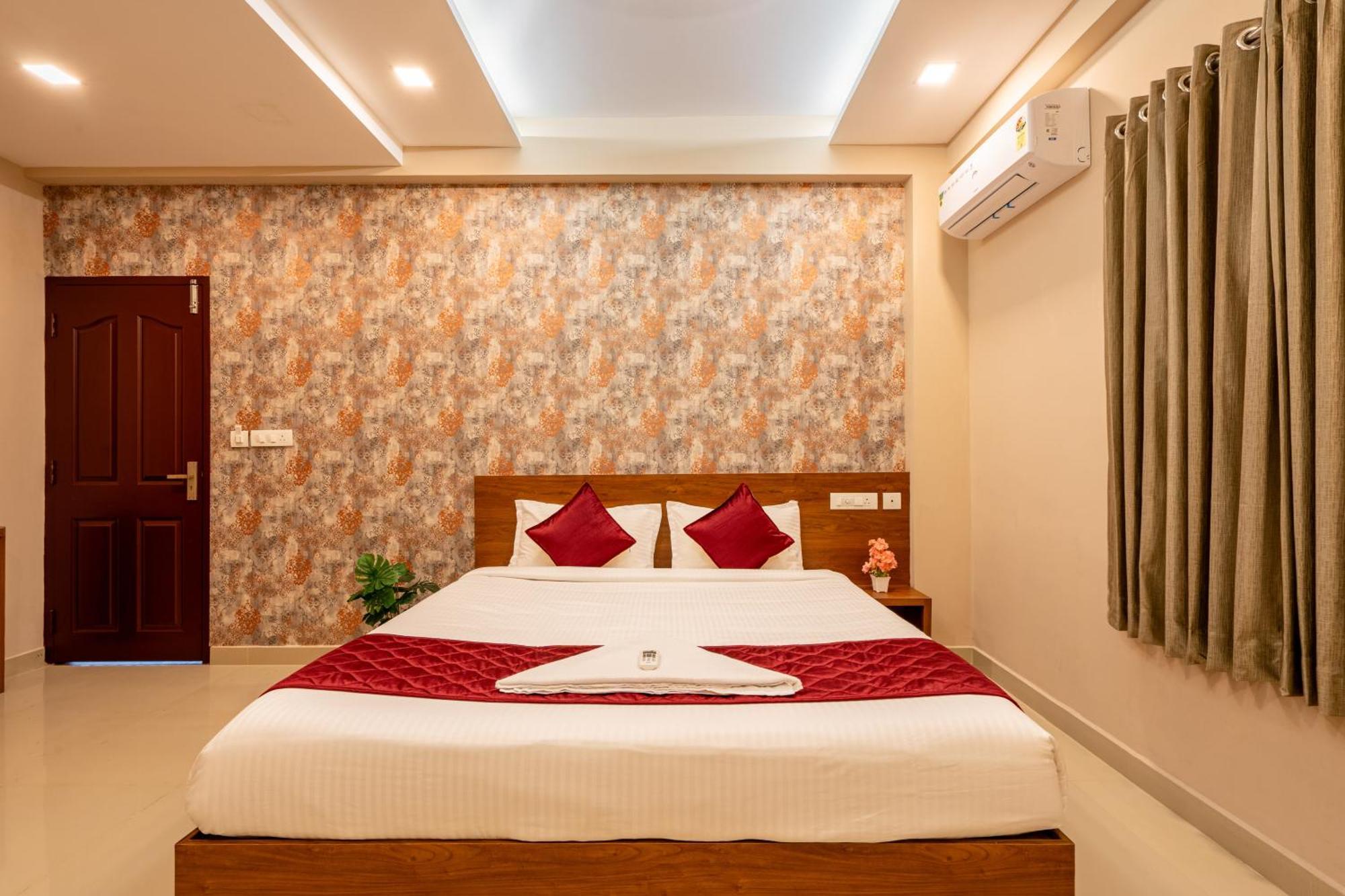 Отель Yaad Residency Коччи Экстерьер фото